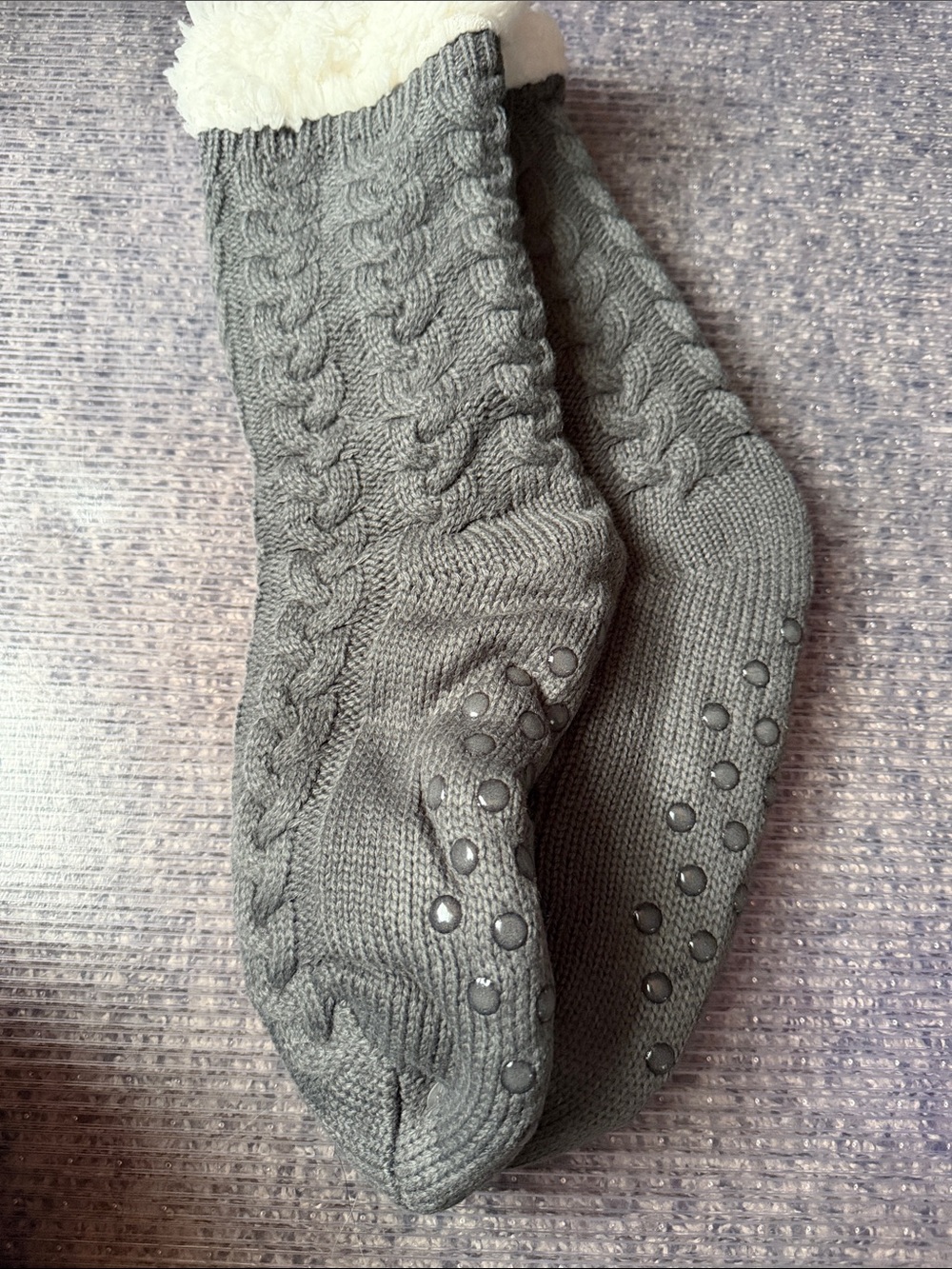 Cozy Cable Knit Fleece-Lined Gripper Socks - Gray